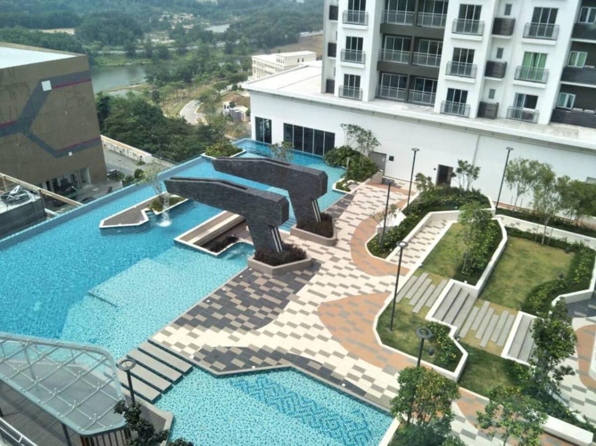 Apartment Mesahill 2 - Fast Wifi, Amazing Pool & Tv Nilai