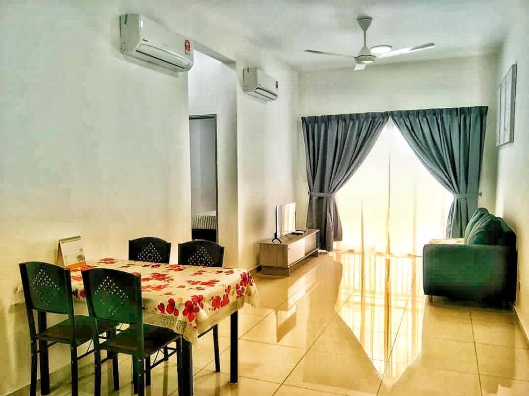 Mesahill 2 - Fast Wifi, Amazing Pool & Tv * Nilai